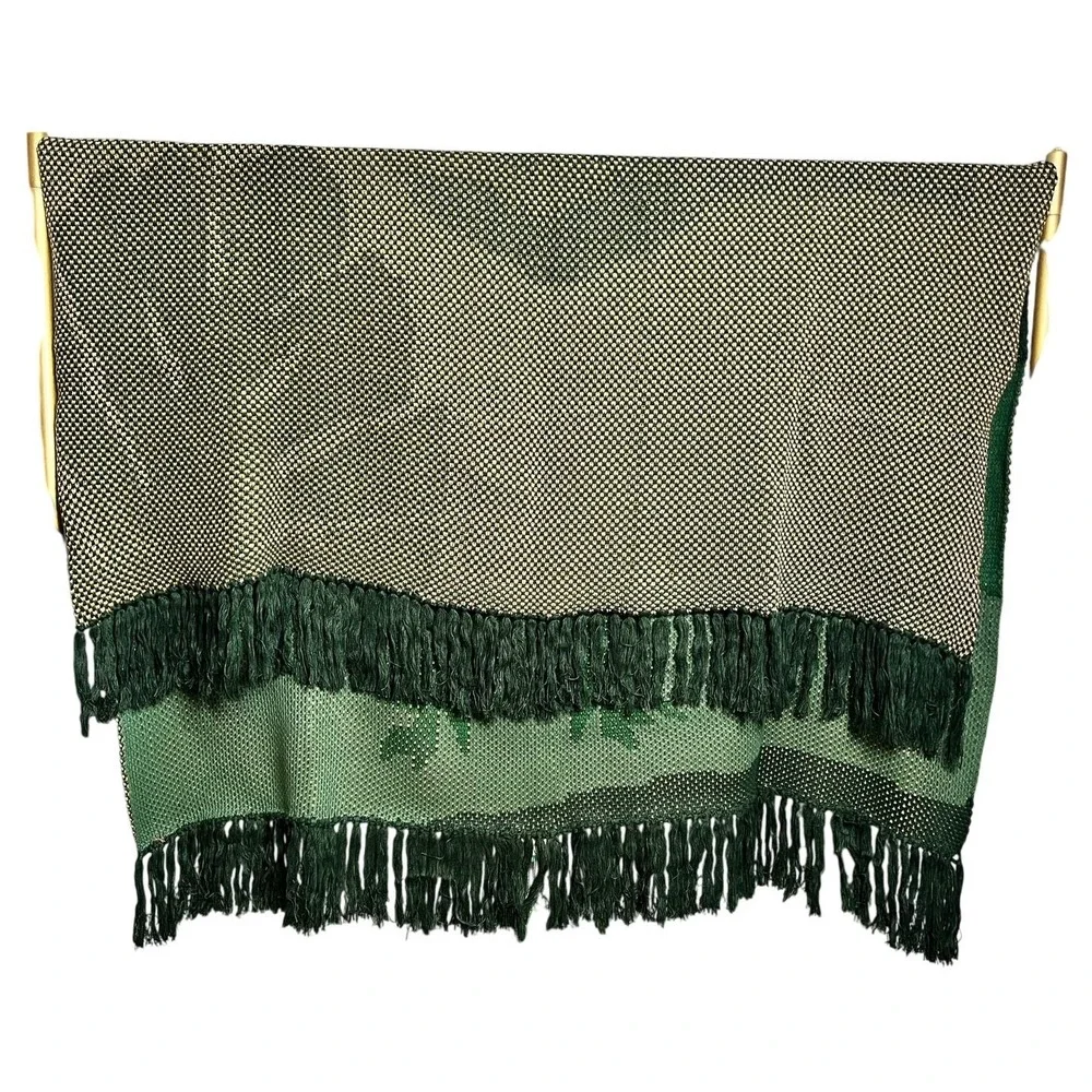 NWT Farm Rio Oh So Cozy Brazil Toucan Blanket 60 x 80 Red Green Acrylic Fringe